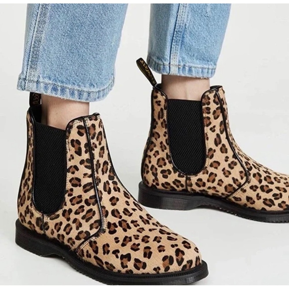 NWOT Dr. Martens Flora Leopard Print Hair On Chelsea Boots Womens 6 Tan Black